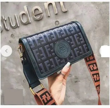 Retro style mini shoulder bag for women, featuring chic PU leather and trendy design, perfect for modern outings.