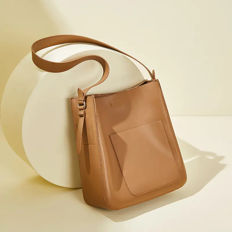 Sac Seau Vintage en Cuir - Collection Femme Rétro Chic