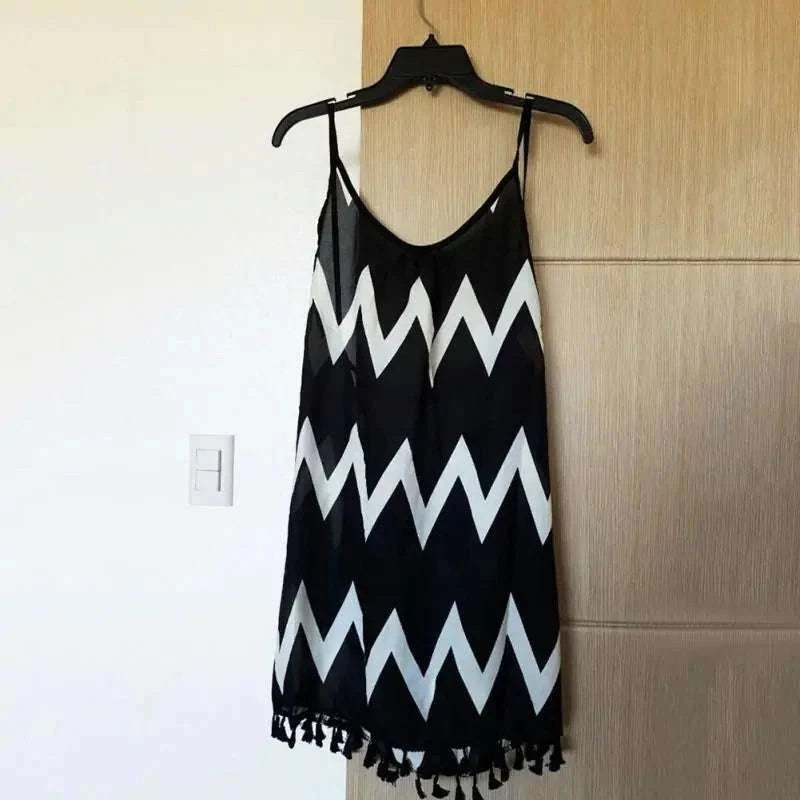Sexy Backless V-neck Beach Dress Mbshop