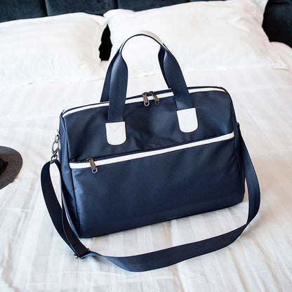 Hand-held large-capacity men's and women's body bags with a spacious design and stylish look.